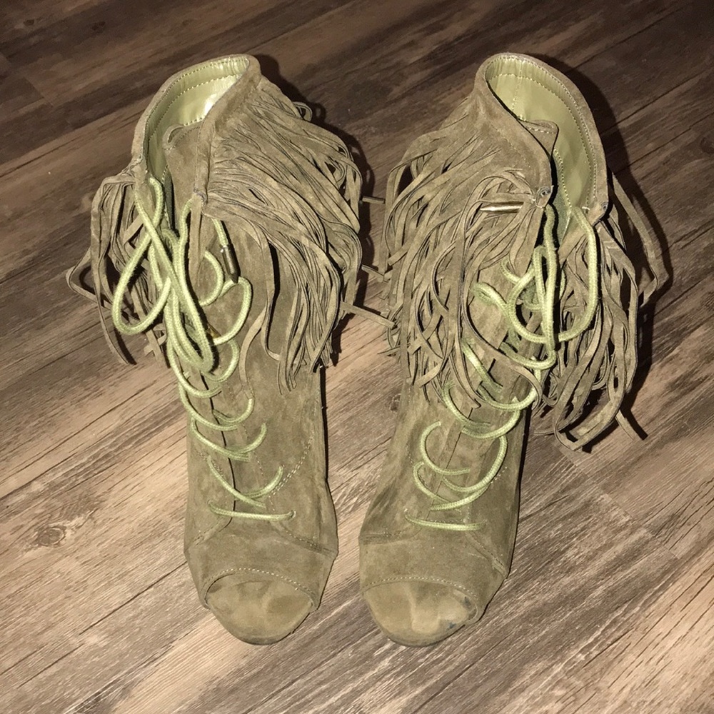Pompeo Heels